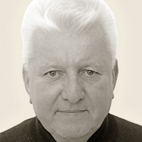 Dr. Ewald Kandziora