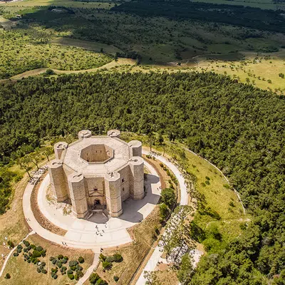 Apulien - Trulli, Staufer und mediterrane Auszeit