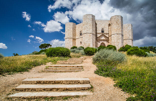Apulien - Trulli, Staufer und mediterrane Auszeit Apulien - Trulli, Staufer und mediterrane Auszeit