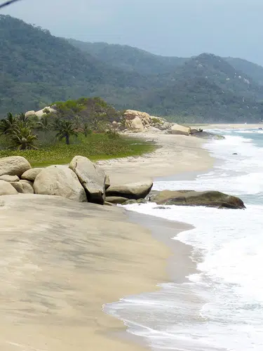 Kolumbien ─ Kaffeeduft und Karibikzauber
