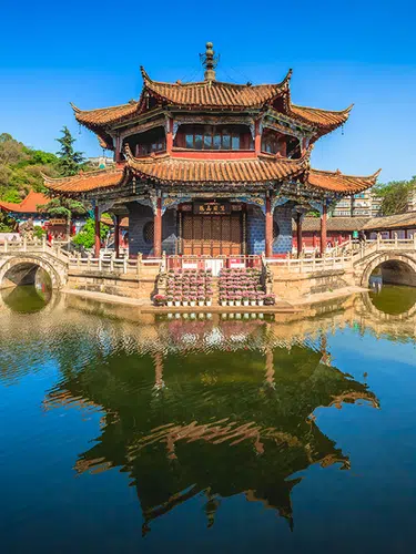 China - Yunnans Kaleidoskop der Traditionen